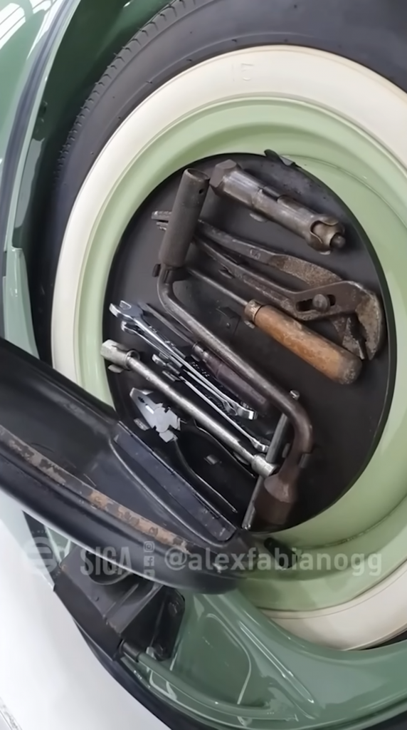 Ferramentas que vieramcom o Fusca