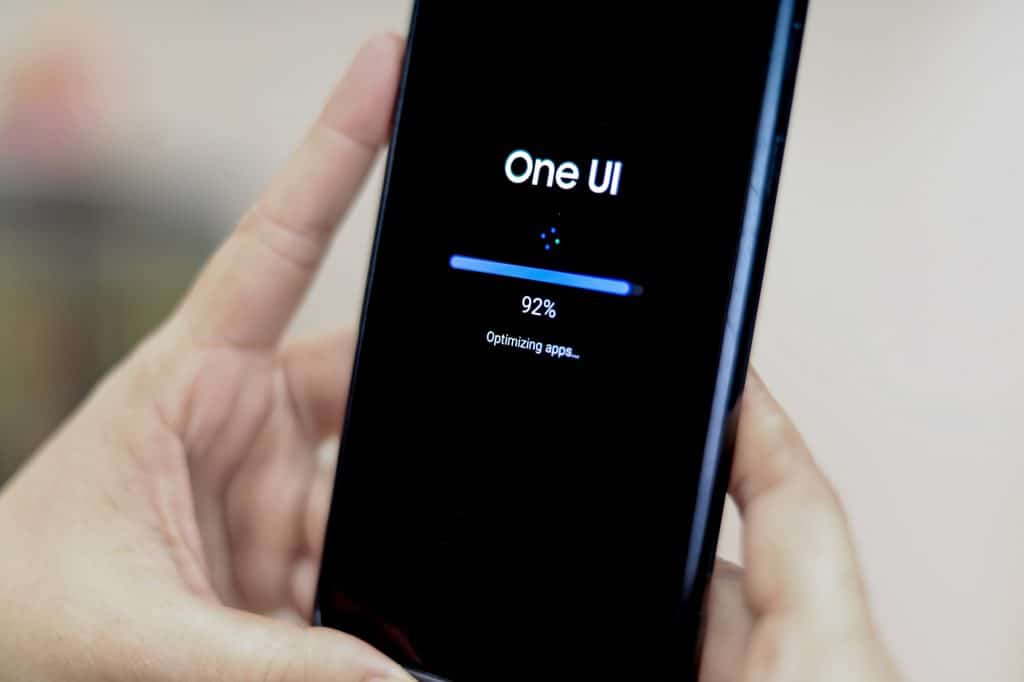 celular samsung atualizando a one ui