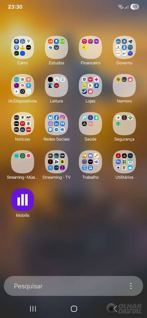 Menu de aplicativos do Android 15 com One UI 7